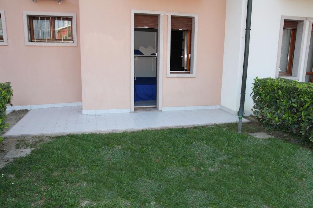 Residence Equilio Family Apartments Lido di Jesolo Szoba fotó